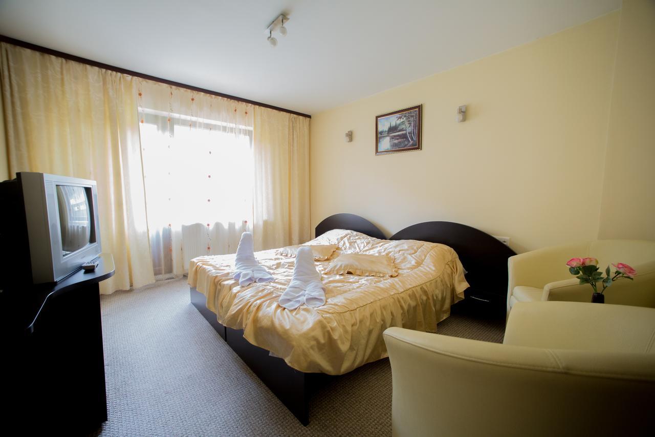 White Horse Hotell Predeal Eksteriør bilde